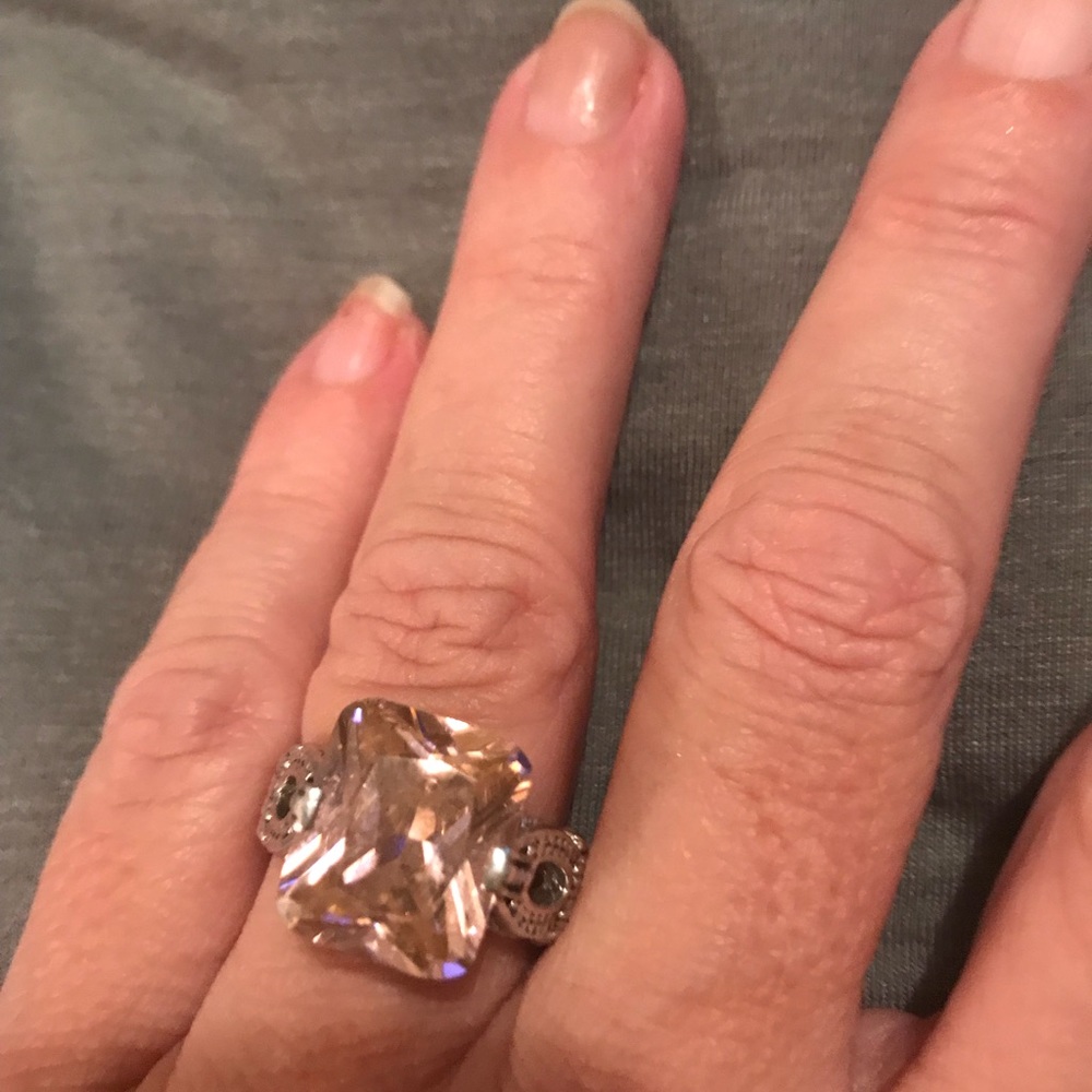 PINK Brighton Antique looking Ring size 9